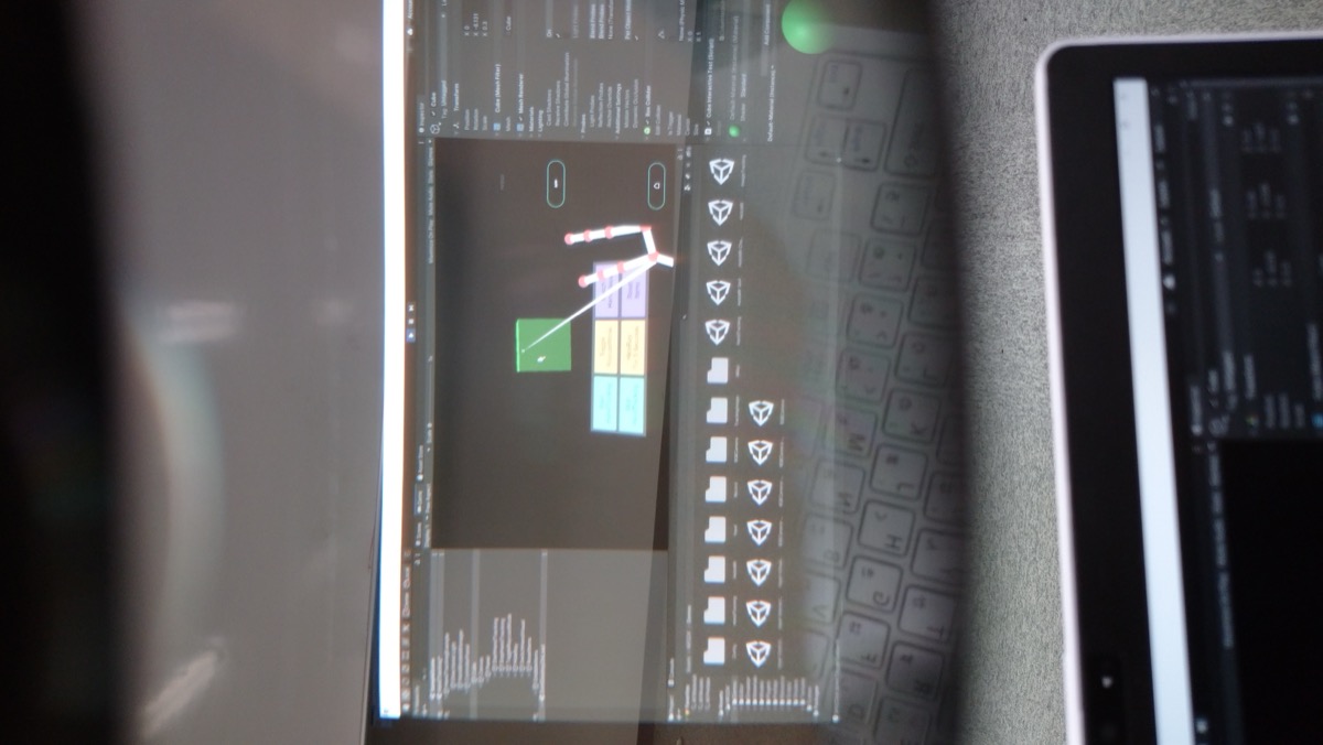 スマートグラスで作業中