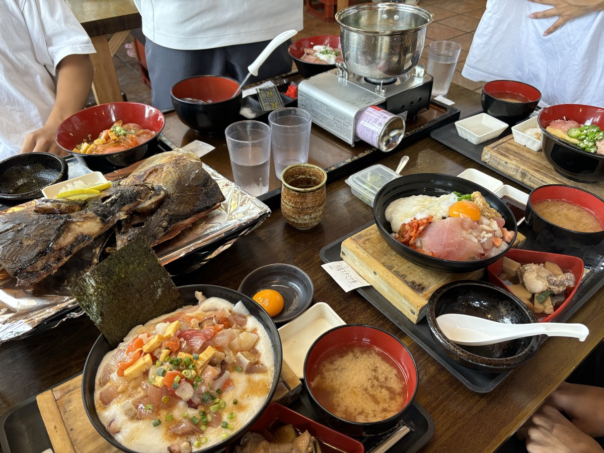 港の海鮮丼